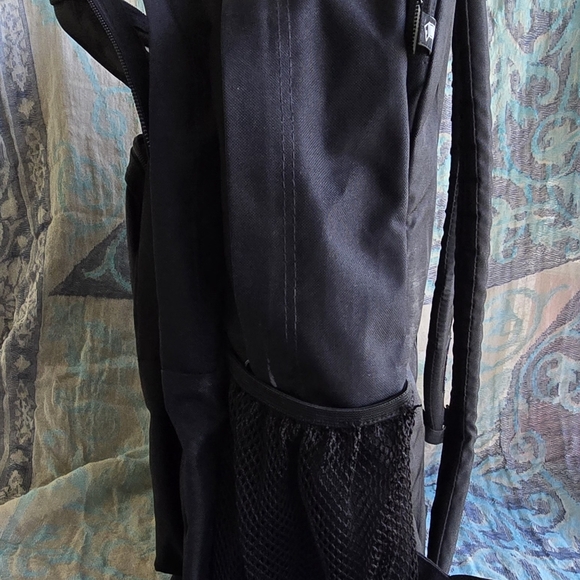 JanSport Big Student 17.5" Backpack - Black: Fits 15" Laptops, Water-Resistant P - Picture 4 of 15